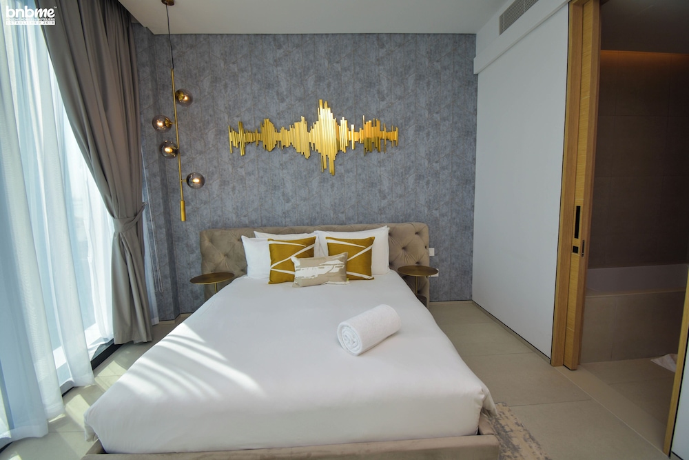 1B-Address JBR - 1107 by bnbmehomes