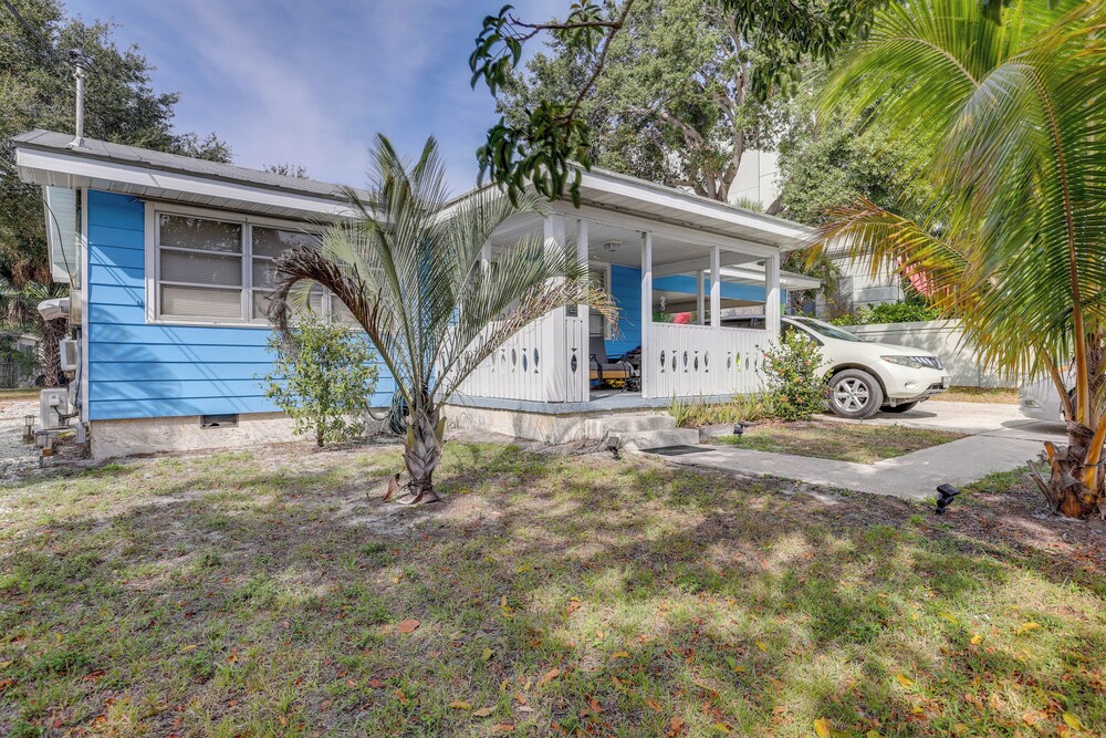 1 Block to Dtwn! Walkable Stay in Stuart
