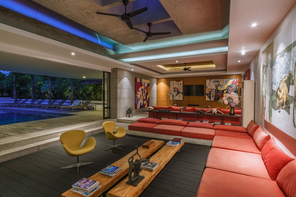 lounge