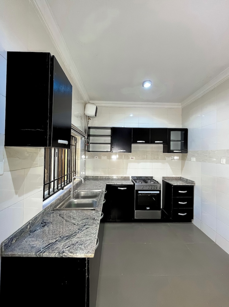 The12 by Naji Resort