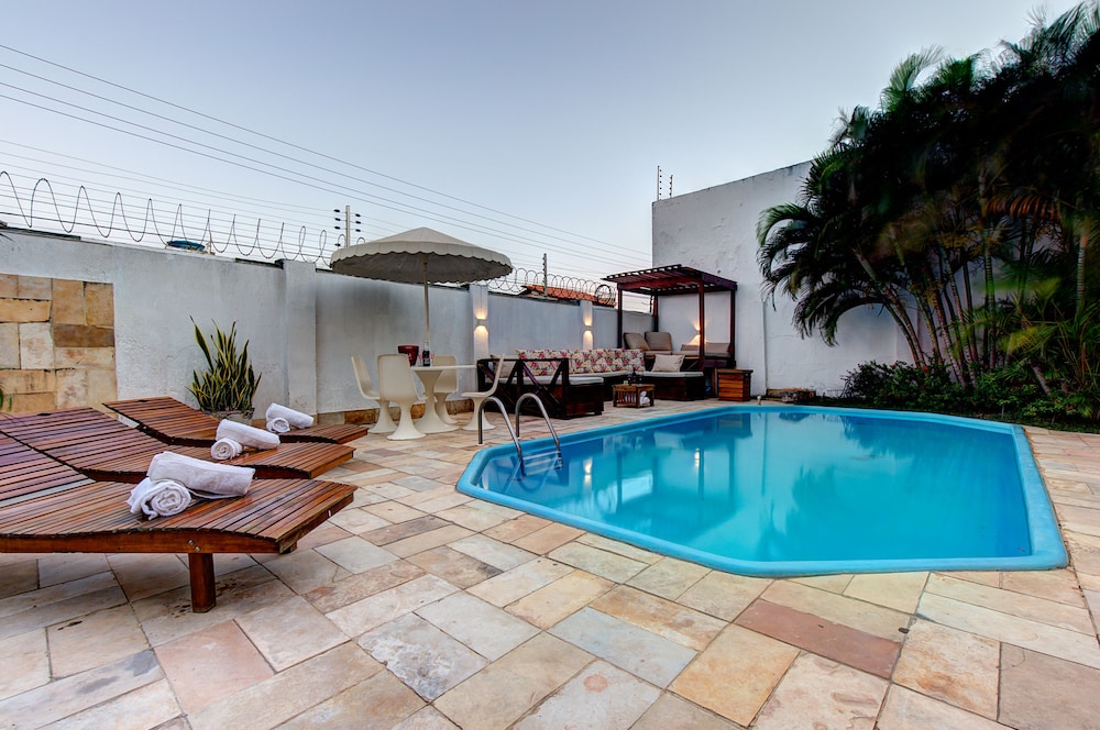 Casa 25pessoas c piscina Porto das Dunas