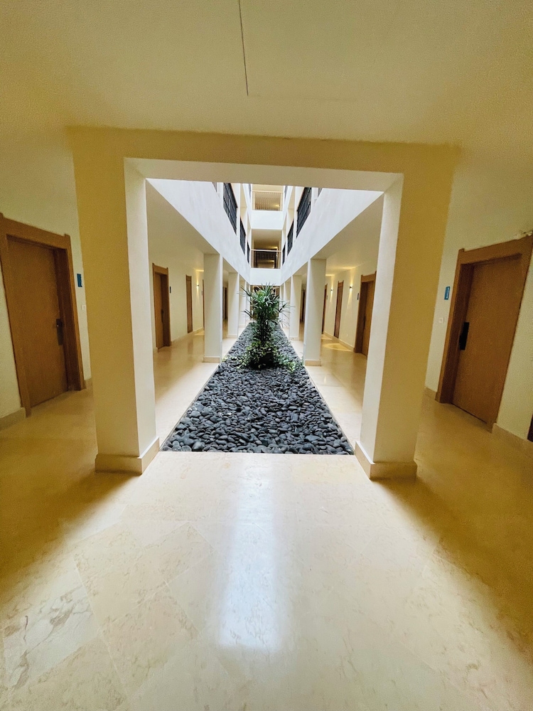 Modern 1BR w/ Balcony View – Marien, Puerto Plata