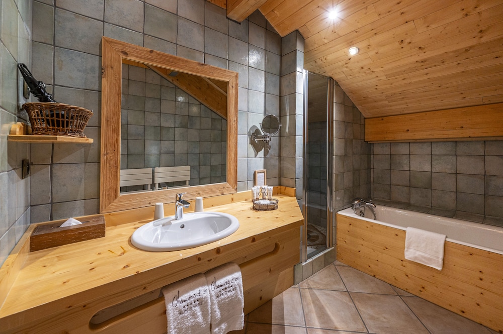 Huez Vacations - Hotel Au Chamois d'Or by Les Etincelles - Property Image 22