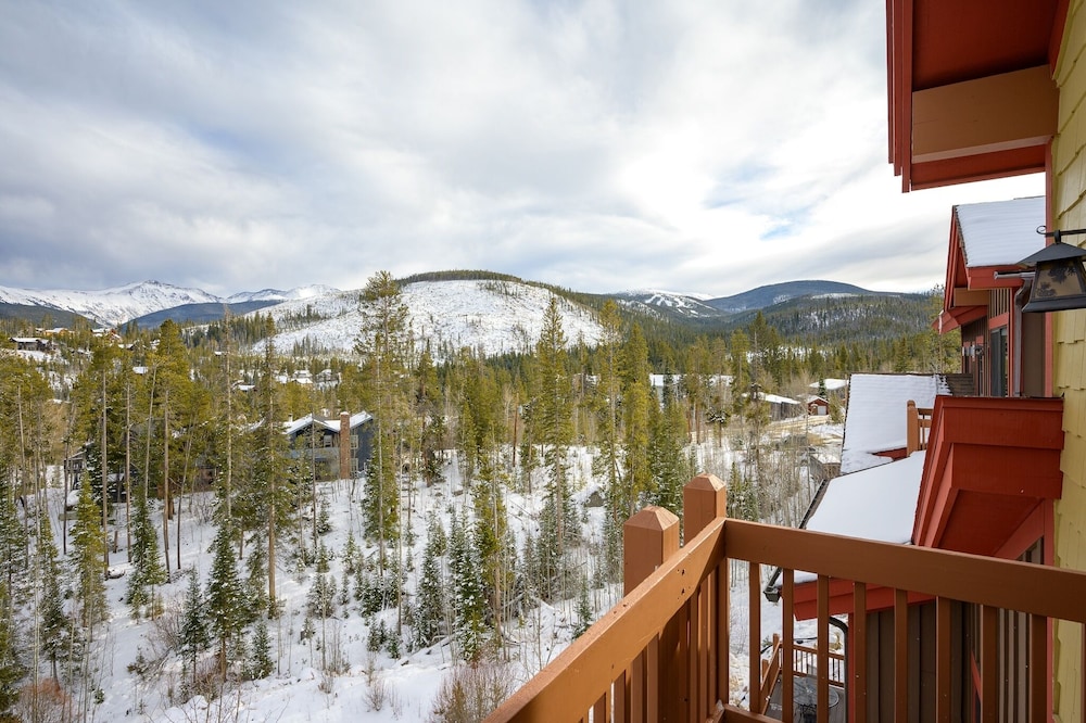 Cloudline Chalet 3 Bedroom Townhouse