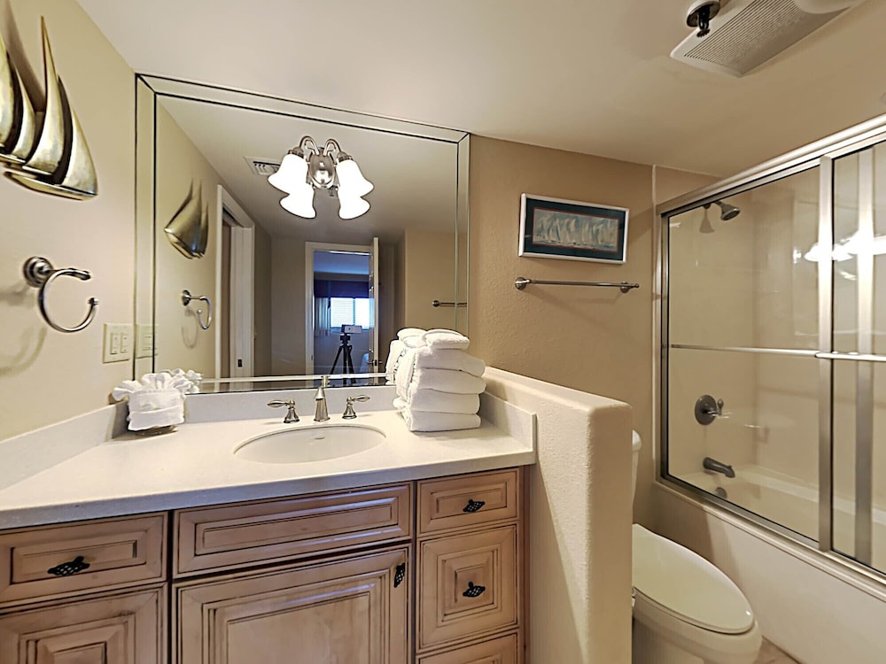 Breakers East by Southern Vacation Rentals