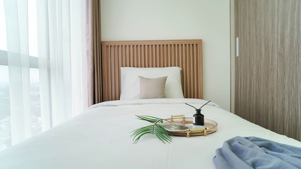 Modern Look And Comfy 2Br Apartment At M-Town Residence