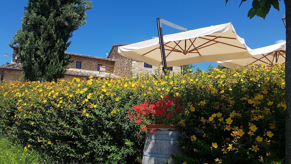 Poggio Cennina Resort