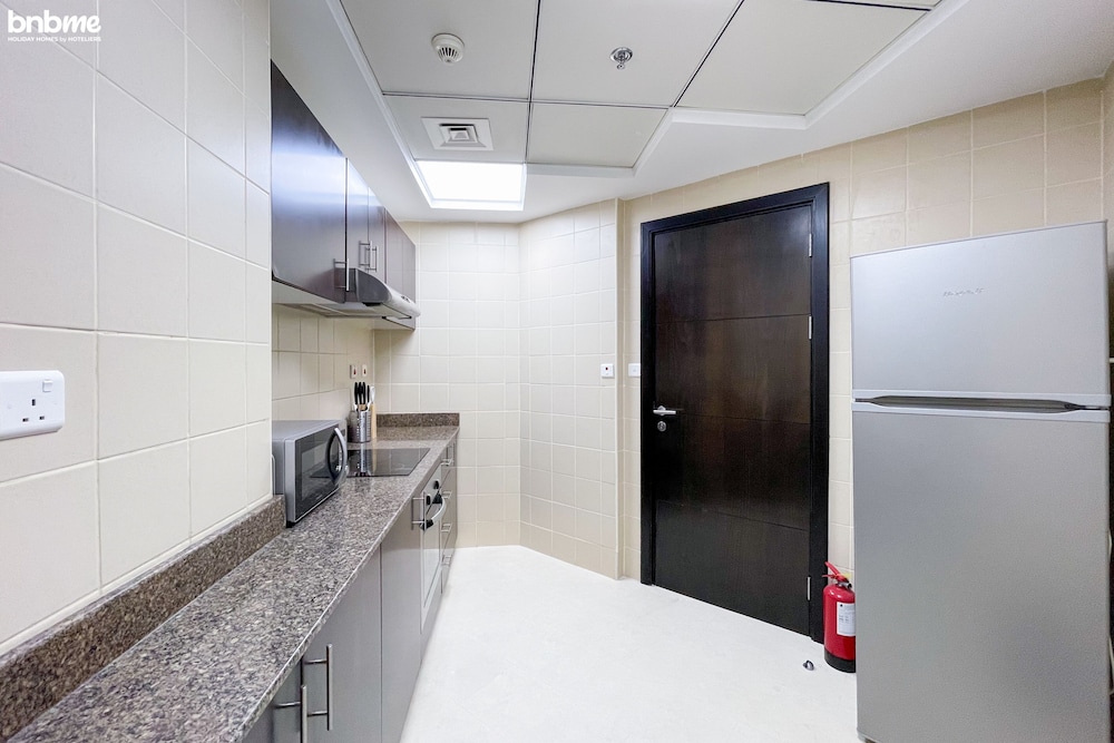 2B-Torch Tower-4408 by bnbme homes