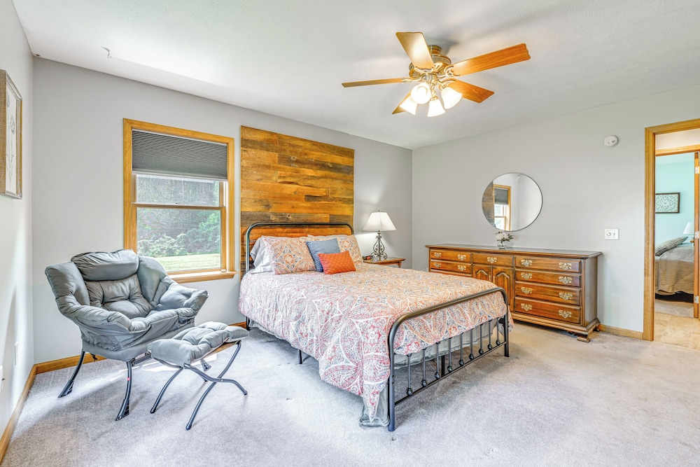 Peaceful Family Home Near Cayuga Lake State Park
