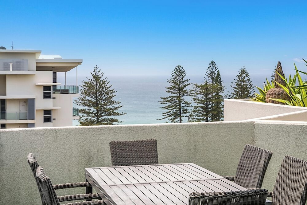 Coolangatta Vacations - Rainbow Bay Resort - Property Image 13