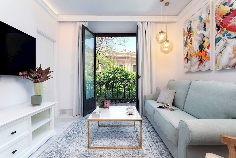 Exclusive Apartment in Seville.plaza del Museo 001
