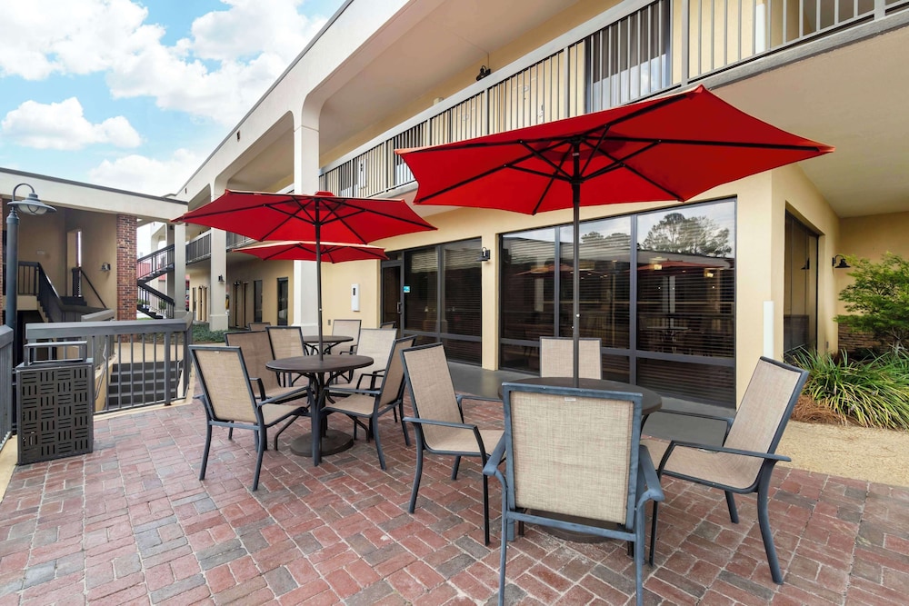 Cordele Vacations - Best Western Colonial Inn - Property Image 9