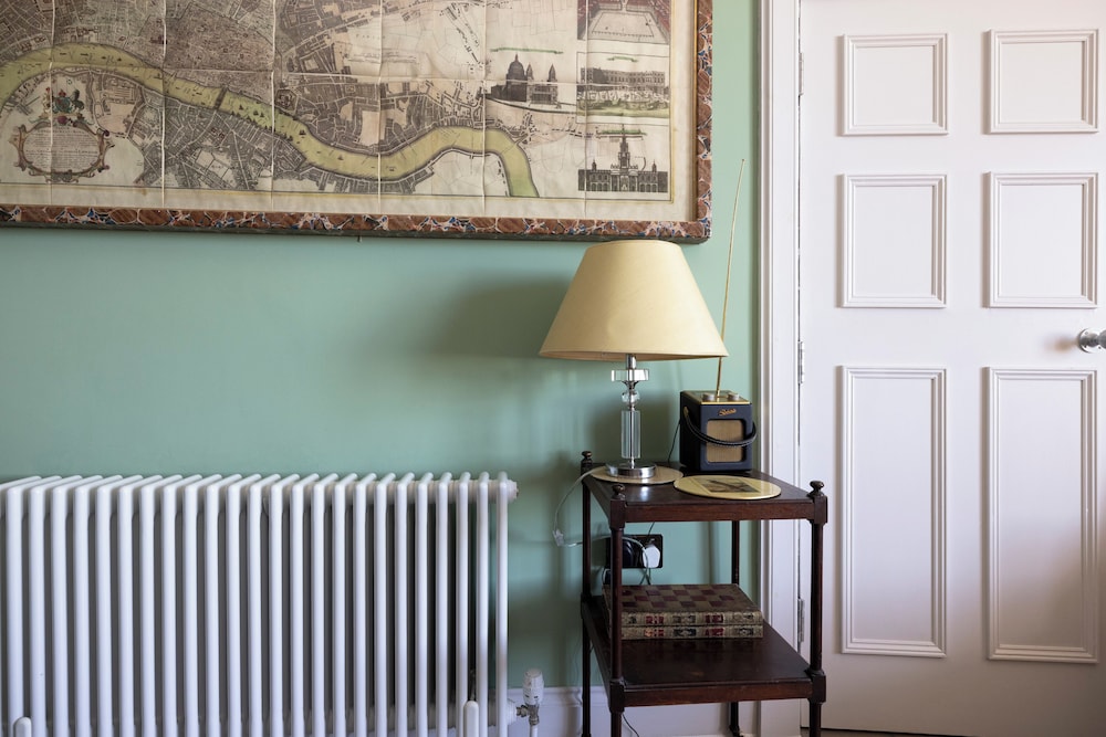 Inviting Flat near City Centre