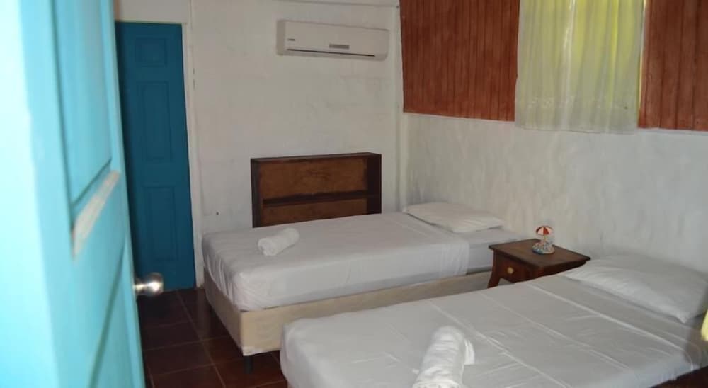 Somar Surf camp & Lodge