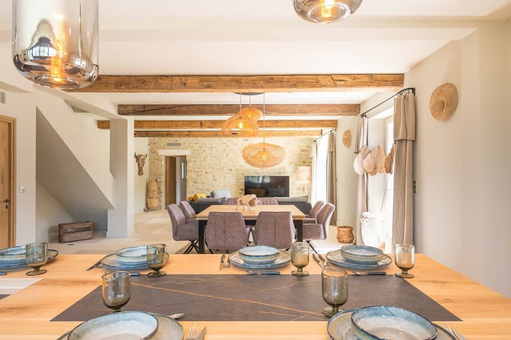 Villa Lou Panta Elegance and Comfort in the Heart of Saint-r My-de-provence