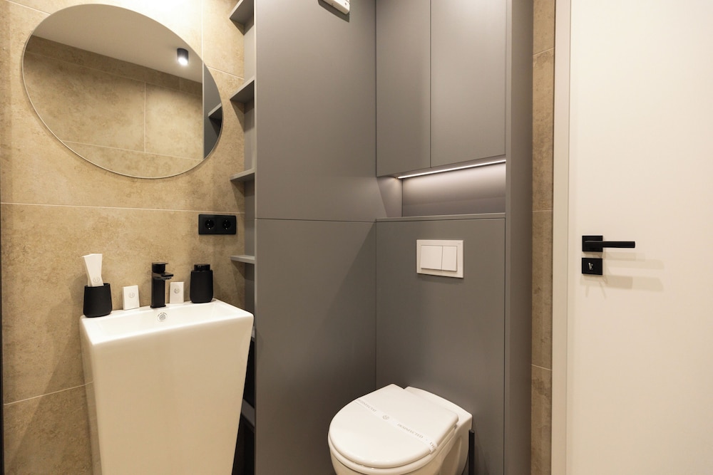Royalton Suites
