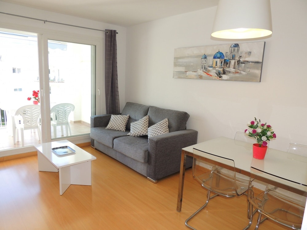 Apartment in Roses for 4 People