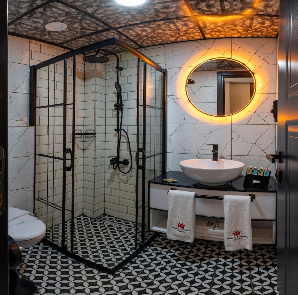 White Corner Otel - Image 35