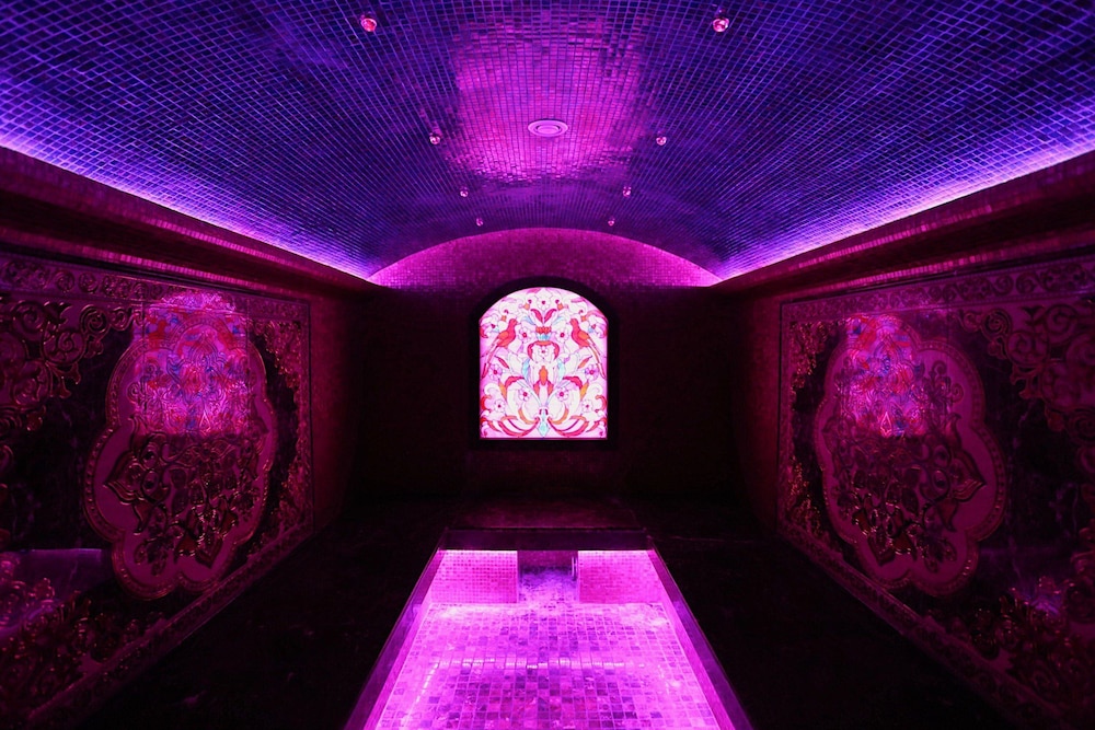 Banniy Klub Shangri-La