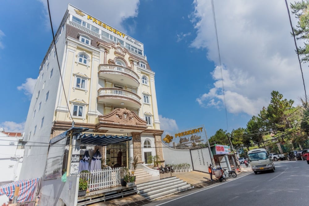 President Hotel