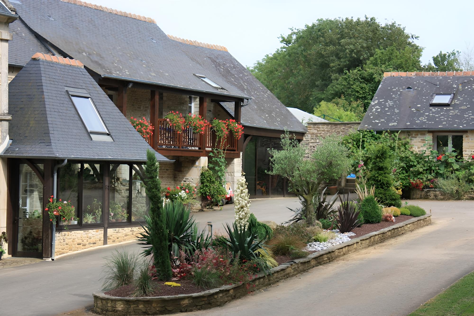 Chambre d'hôtes Aux Logis de Trois Monts view 3