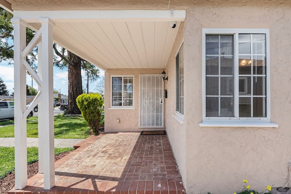 East SJ Entire 4Br Home Quiet