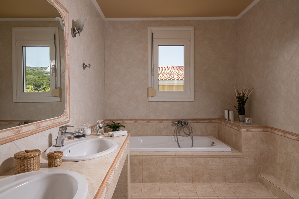 Gerani Villas