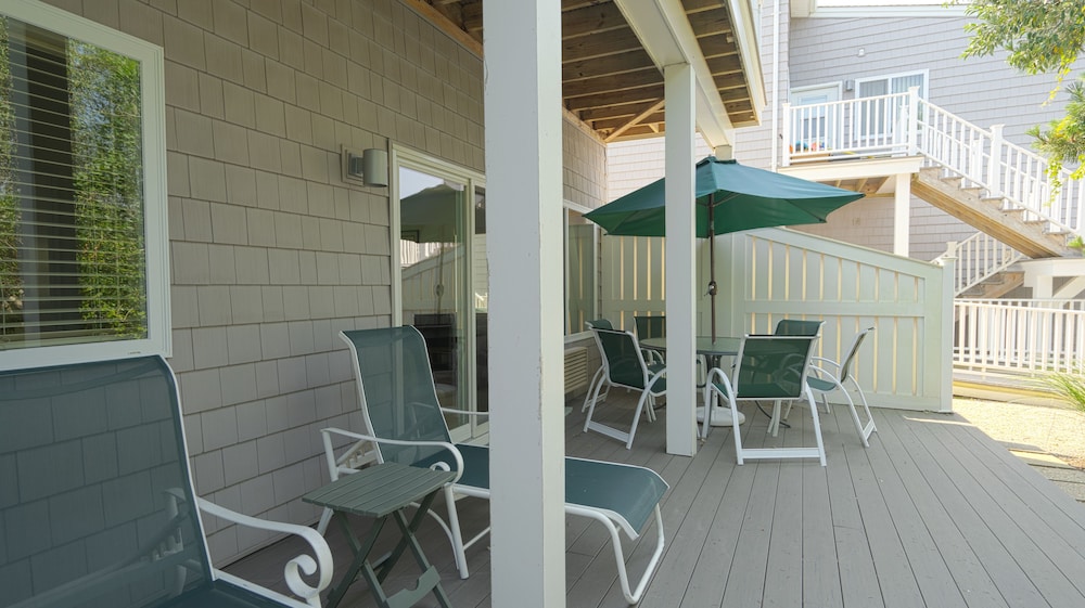 Sea Crest Resort