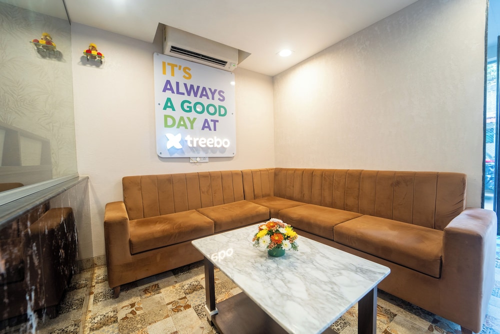 Treebo Premium Nova Candolim with Pool and spa