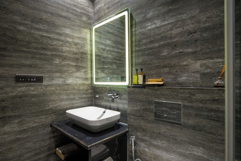 ELIVAAS Ibiza Luxe 4-BHK Farmhouse