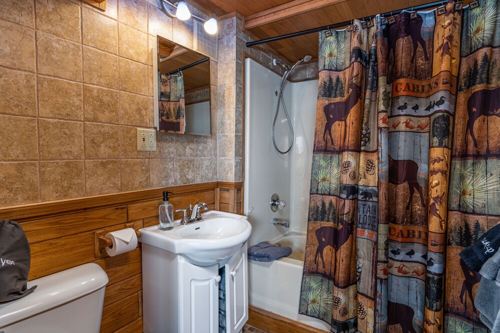 Fife Lake Retreat - Property Image 6