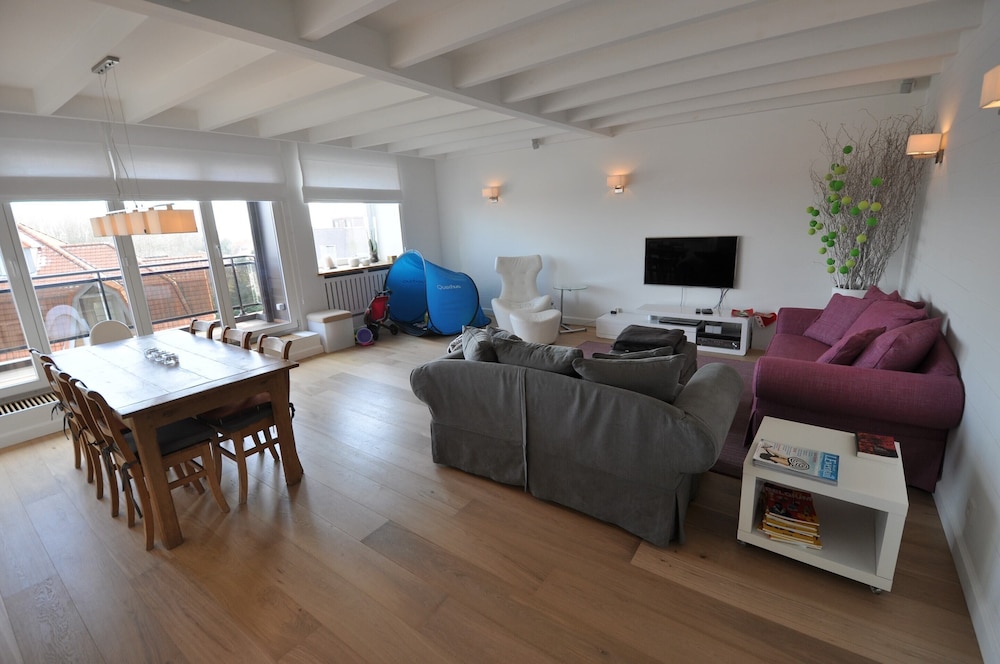 Apartment in Knokke-heist With Balcony