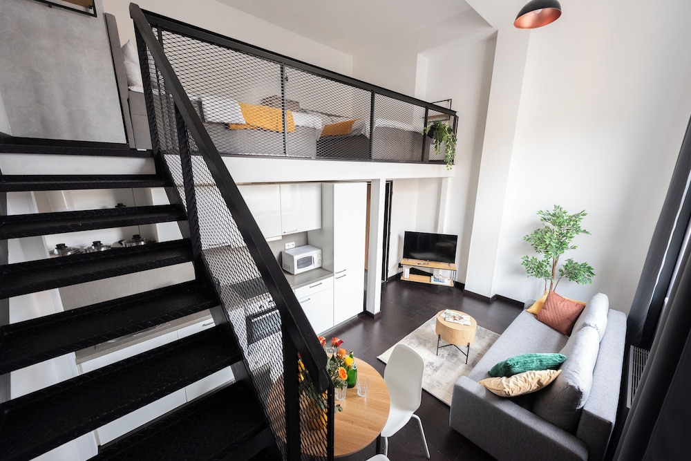 Apart loft hotel in Karlin