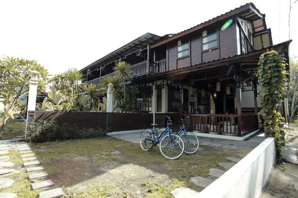 Gili Buana Hostel & Backpackers