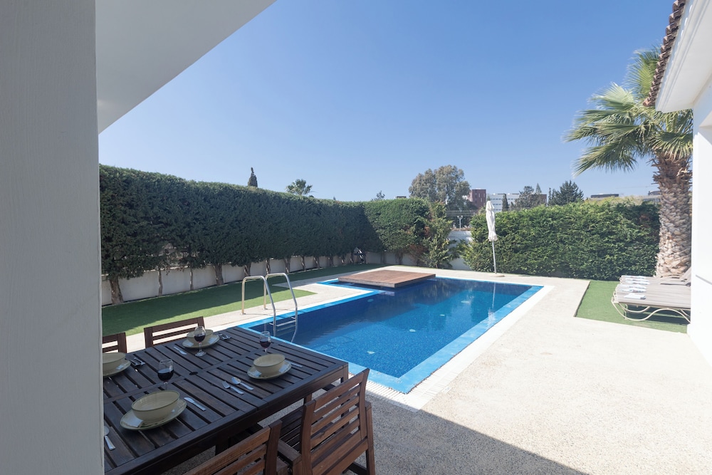 Ayia Napa Satin Villa Svi1