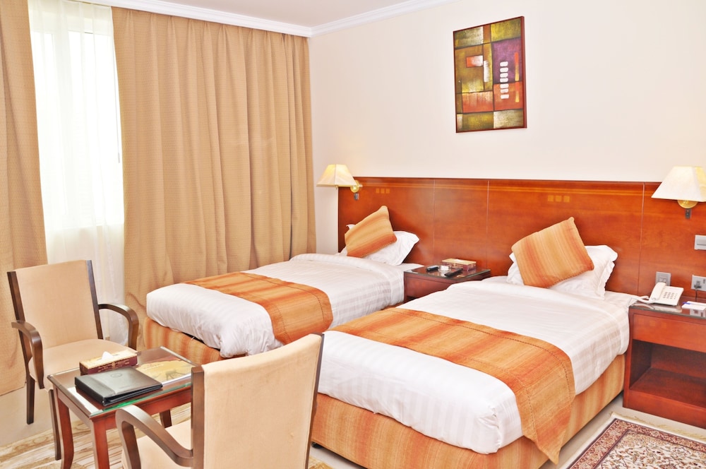 Abu Dhabi Vacations - Ramee Royal Hotel Apartments - Property Image 6