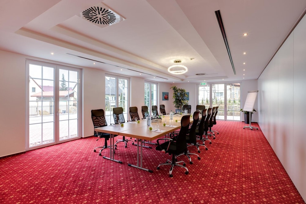 Landhotel Edelfinger Hof - Property Image 13