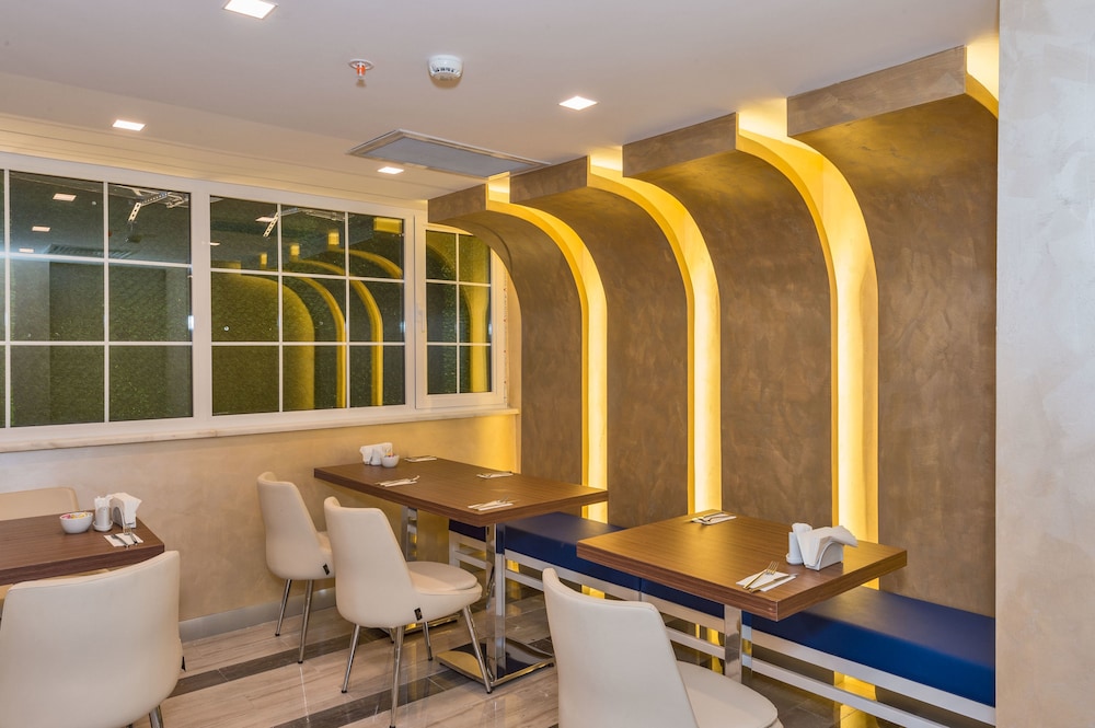 Inntel Hotel Istanbul - Image 36