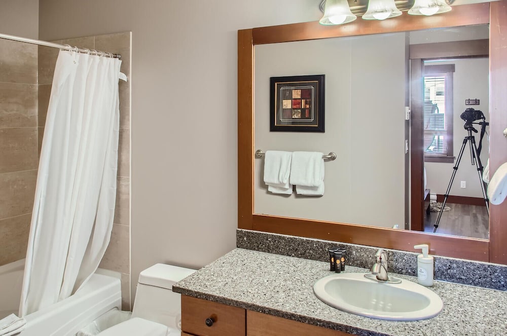 Stonegate Resort by Okanagan Premier