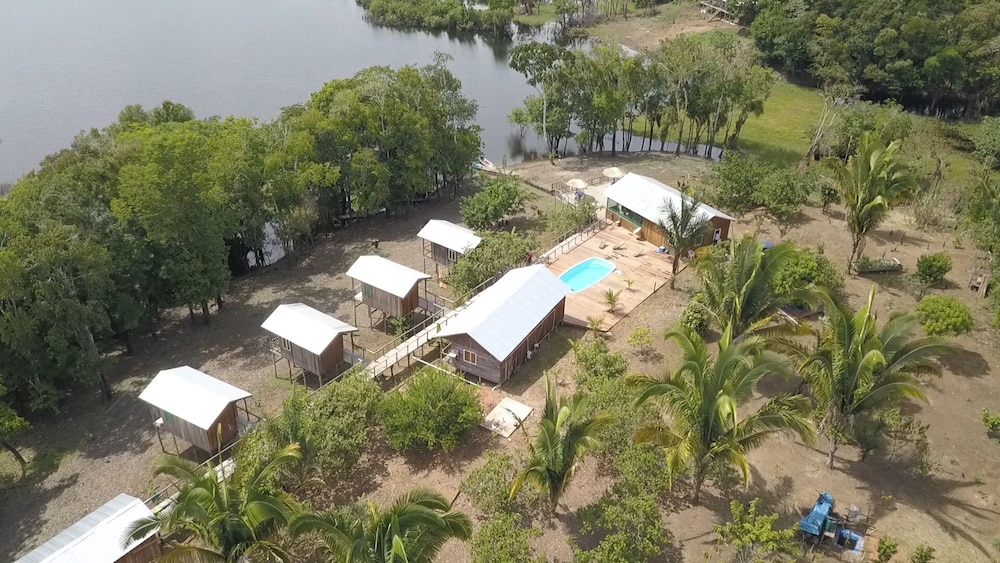 Amazon Boto Lodge