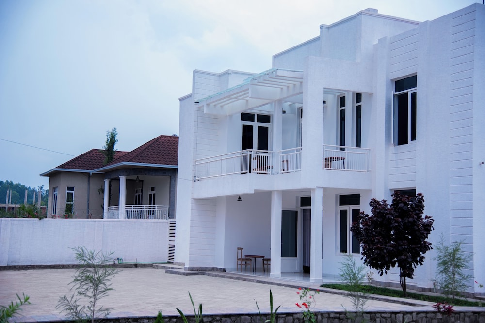 THE TREKKER'S REST LODGE