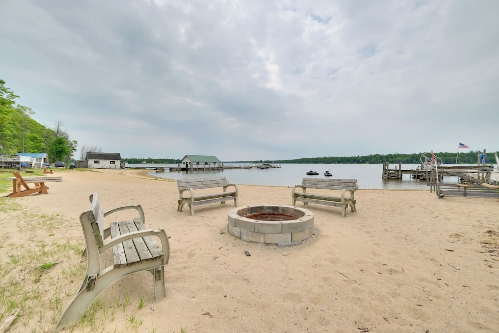 On Lake Huron: Pet-friendly Cabin in Cedarville!