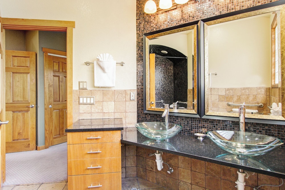 Unparalleled Park City Ski Resort Lodging