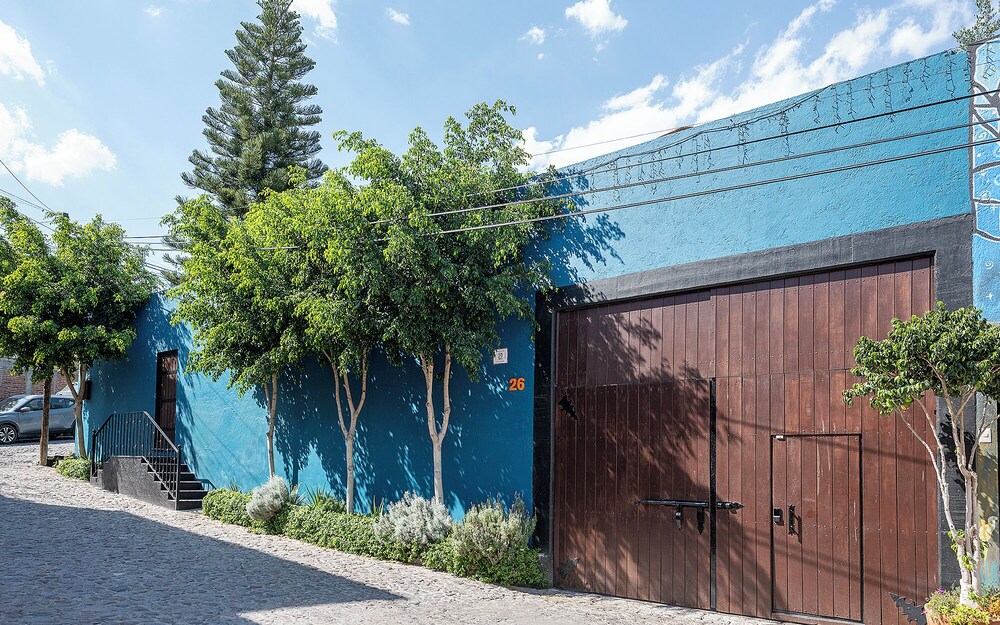 La Joya Azul SMA - LGBTQS