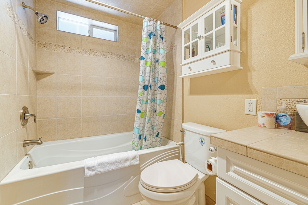 Walk to Beach: Cozy Home w/ Deck in Smith River!