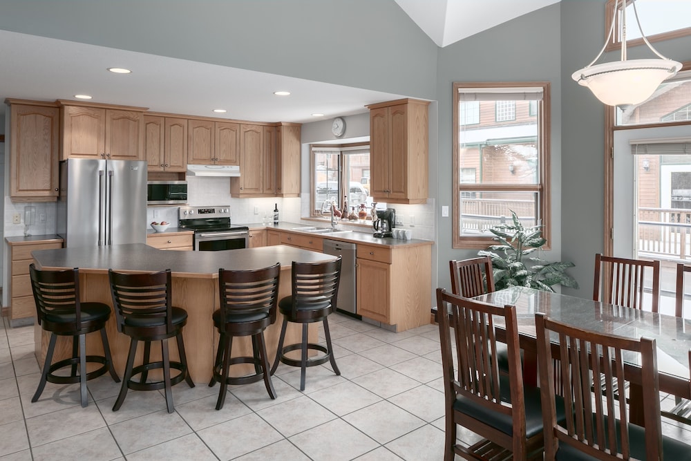 Fairmont Creek Property Rentals Marble Canyon