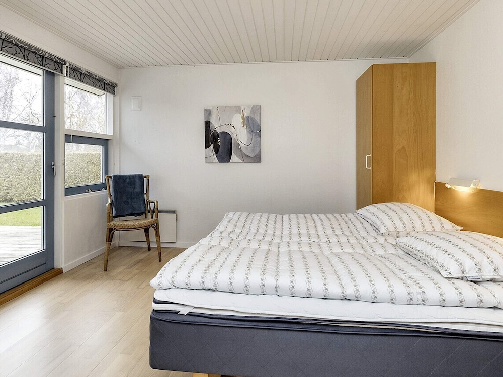 8 Person Holiday Home in Vaeggerlose view 3