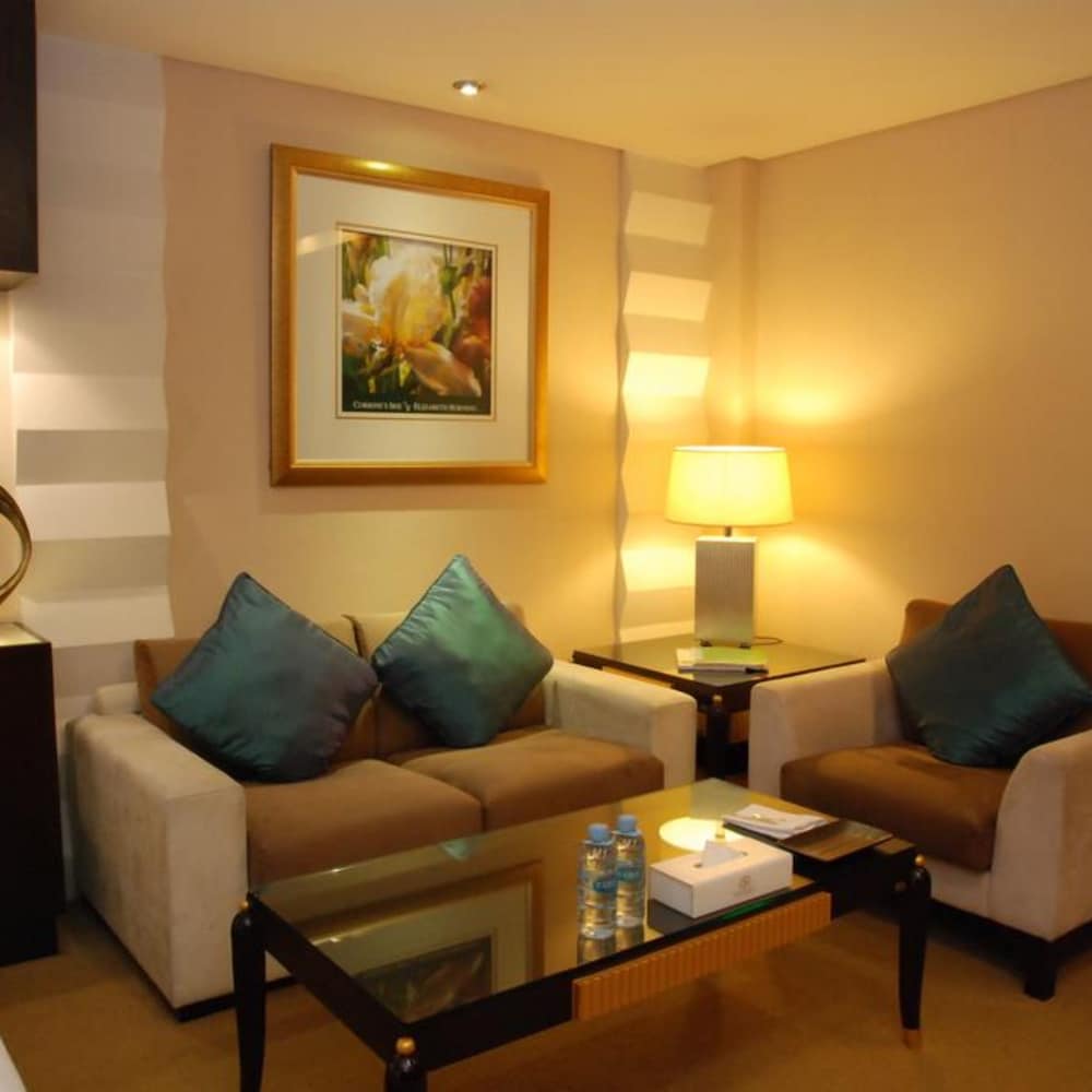 Kande Club Hotel