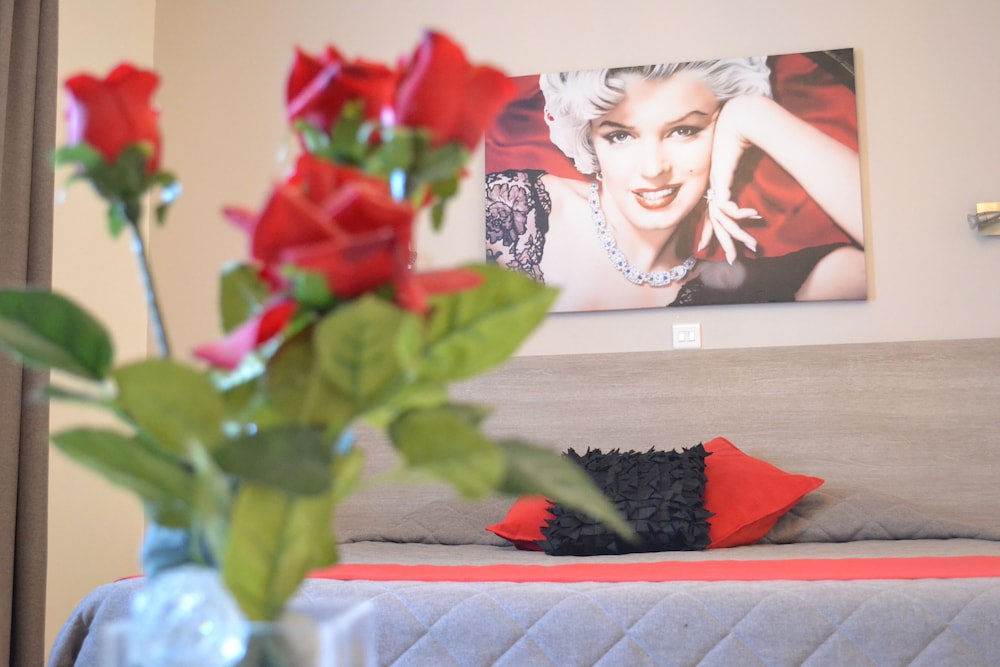 Hotel Marianna - Image 1