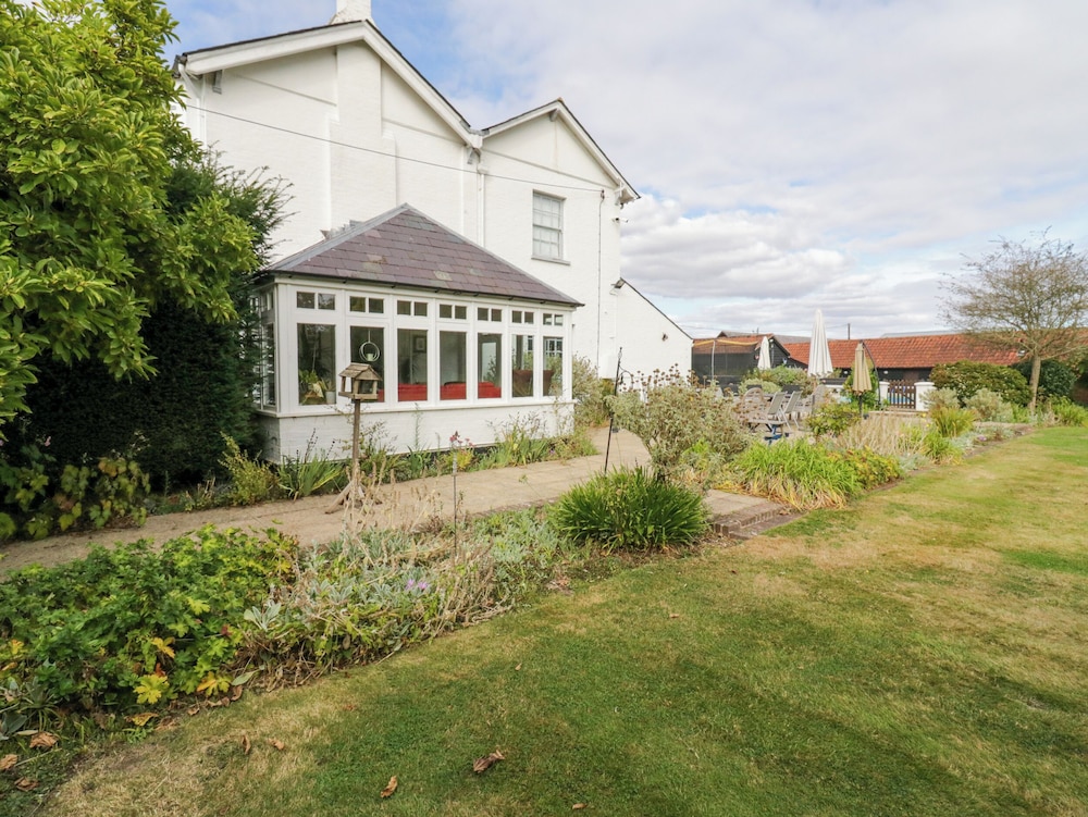 Rough Hill House